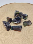 Turmalin Taşı Koyu Yeşil Renk (Verdelit) Kütle Ham Parça 1-1.49 gram Aralığı (54694) thumbnail 7