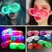 LED IŞIKLI GÖZLÜK IŞIKLI YILBAŞI PARTİ GÖZLÜĞÜ 5 Lİ SET MAVİ KIRMIZI PEMBE YEŞİL BEYAZ LED IŞIKLI thumbnail 2