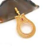 Yarım Altın Çerçeveli Kolye Ucu Altın Kaplama İşlemeli TGR-634 thumbnail 4