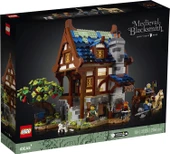 LEGO 21325 Ideas Medieval Blacksmith - 1