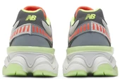 New Balance 9060 Glow - 5