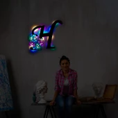 Veraart Işıklı Kişiye Özel Çiçekli Harf Dekoratif Tablo Balkon Duvar Dekorlu Gece Lambası - 10