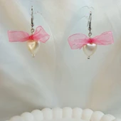 Pembe Fiyonk Kurdele Detaylı Aesthetic Soft Vibes Vintage Coquette Kalp İnci Küpe - 1