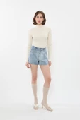 Kadın %100 Pamuk Açık Mavi Mini Jean Şort - 1