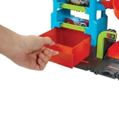 Hot Wheels Mega Araba Yıkama Kulesi - Mavi Su Dünyası thumbnail 4