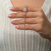 Gümüş Kare Baget Taşlı Kadın Bileklik thumbnail 1