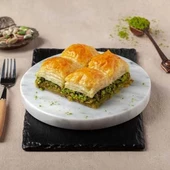 Çelebioğulları Özel Kare Baklava 2 KG TEPSİ - 2