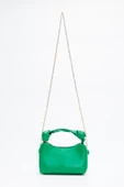 Çimen Yeşili Shk24 Soft Deri Düğüm Detaylı Zincir Askılı El Ve Omuz Çantası U:14 E:22 G:8 Cm thumbnail 2