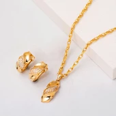 Burgulu Kolye Küpeli 14 Ayar Altın Takı Seti thumbnail 2