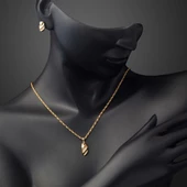 Burgulu Kolye Küpeli 14 Ayar Altın Takı Seti thumbnail 3