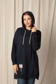 İki İplik Kumaş Armalı Kapüşonlu Kadın Lacivert Tunik Sweat thumbnail 4