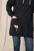 İki İplik Kumaş Armalı Kapüşonlu Kadın Lacivert Tunik Sweat thumbnail 3