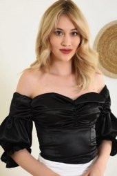 Straplez Yaka Prenses Kollu Saten Siyah Kadın Bluz - 4
