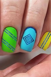 Etnik Çizgiler Metalik Tırnak Sticker, Nail Sticker, Nail Art thumbnail 1