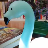 Woody Sofia Dekoratif Işık Altında Renk Değiştiren pilli Kuğu Gece Lambası - 2