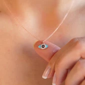 Mine İşli Mini Göz Figürlü Rose Gold Kaplama Gümüş Kolye thumbnail 3