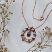 Yuvarlak Çerçeveli Damla Modeli Renkli Zirkon Taşlı Rose Gold Kaplama Gümüş Kolye thumbnail 1
