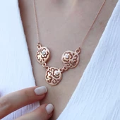 Gül Modeli Zirkon Taşlı Rose Gold Kaplama Gümüş Kolye thumbnail 2