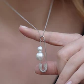 İnci İğne Zirkon Taşlı Gümüş Kolye thumbnail 3