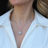 Alhambra Model Zirkon Taşlı Gümüş Kolye thumbnail 3