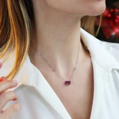 Baget Kesimli Pembe Gümüş Kolye thumbnail 1