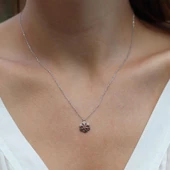 3 Renkli Zirkon Taşlı Mini Kar Tanesi Gümüş Kolye thumbnail 2