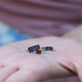 Renkli Zirkon Taşlı Rose Gold Kaplama Gümüş Küpe thumbnail 2