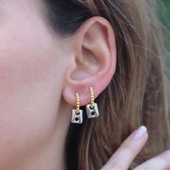 Sıralı 2 Renkli Dikdörtgen Düğme Gümüş Küpe thumbnail 1