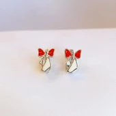 Mine İşli Fiyonk Gümüş Çocuk Küpesi thumbnail 1