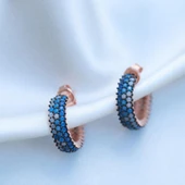 Nano Taşlı Rose Gold Kaplama 3 Sıra Tamtur Gümüş Küpe thumbnail 2