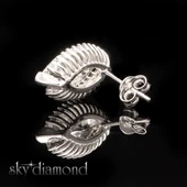 Sky Diamond Etrafı Pırıltılı Taşlarla Süslenmiş Mekik Montür Vidalı Küpe thumbnail 2