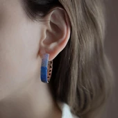 Nano Taşlı Arkası Motifli 925 Ayar Gümüş Halka Küpe thumbnail 1