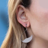 Zirkon Taşlı Wonderland Kuğu Gümüş Küpe thumbnail 2