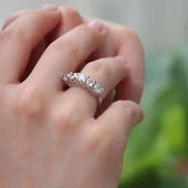 Starlight Diamond Yüksek Montür 5 Taş Gümüş Yüzük thumbnail 1