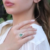 Kök Zümrüt Taşlı Damla Modeli İnci Gümüş Yüzük thumbnail 2