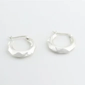 Piramit Halka Gümüş Küpe thumbnail 2