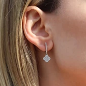 İkonik Alhmbra Yoncası Sedefli Gümüş Küpe thumbnail 1