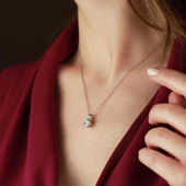 4 Tırnaklı Round Kesim Starlight Diamond Gümüş Takım thumbnail 2