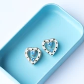 Queen Beyaz Kalp Çift Taraflı Gümüş Küpe thumbnail 2