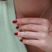 Üçgen Figürlü Zirkon Taşlı Mine İşli Rose Gold Kaplama Gümüş Set thumbnail 4