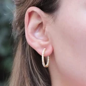 İç ve Dışı Zirkon Taşlı Gold Kaplama 2 cm Halka Gümüş Küpe thumbnail 2