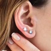 Mineli Gümüş Nokta Küpe thumbnail 2