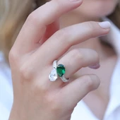 Zümrüt Taşlı Serpent Gümüş Yüzük thumbnail 3