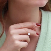 Kare Figürlü Zirkon Taşlı Mine İşli Rose Gold Kaplama Gümüş Takım thumbnail 4