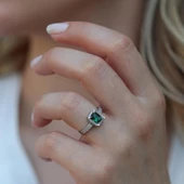 Yeşil Zirkon Taşlı Baget Tek Taş Gümüş Yüzük thumbnail 1