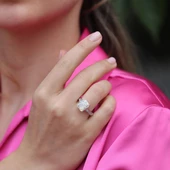 Emerald Kesim Pırlanta Renkli Zirkon Taşlı Gümüş Yüzük thumbnail 1