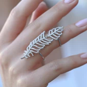 Yaprak Modeli Zirkon Taşlı Tasarım Yüzük thumbnail 1