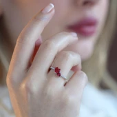 Pndr İki Kalp Kırmızı Zirkon Taşlı Gümüş Yüzük thumbnail 1