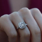 Round Kesim 3 Karat Tek Taş Model Starlight Diamond Yüzük thumbnail 2