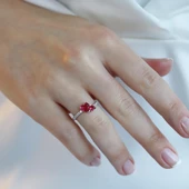 Pndr İki Kalp Kırmızı Zirkon Taşlı Gümüş Yüzük thumbnail 2